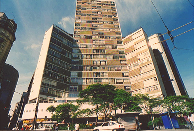 Edifício Eiffel, 1993